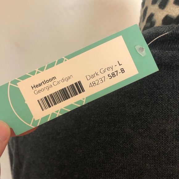 Stitch Fix NWT Heartloom Georgia cardigan - Picture 5 of 6